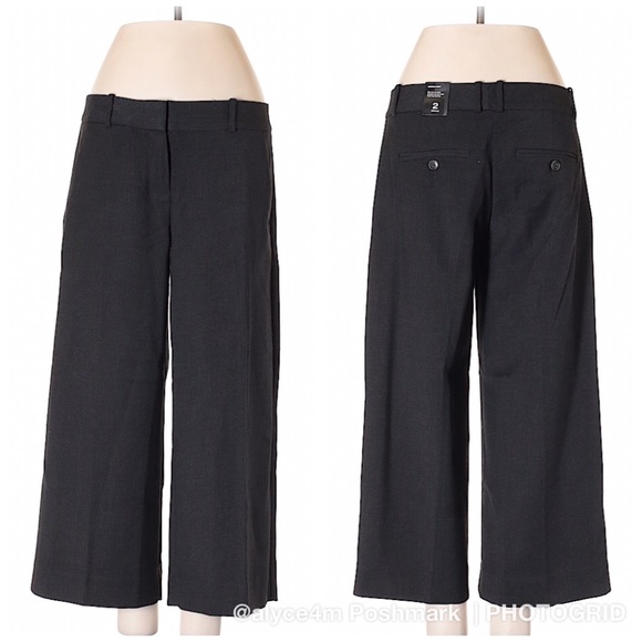 🌺 The Limited Modern Crop Pant 🌺 - Picture 2 of 7